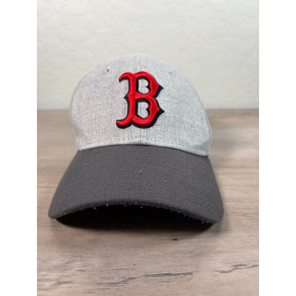 Boston Red Sox MLB New Era Small- Medium Men's Baseball Hat Cap Gray Black EUC